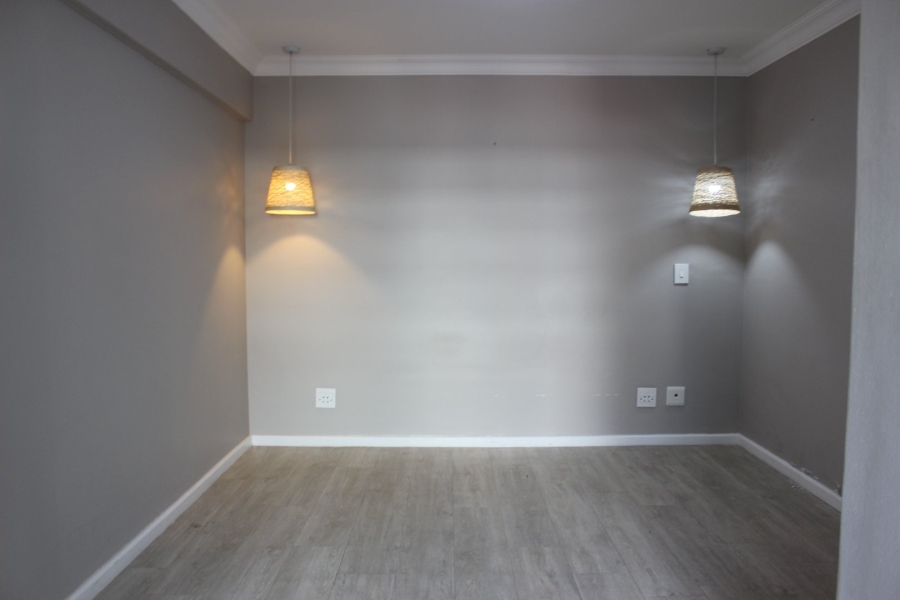 To Let 1 Bedroom Property for Rent in Three Anchor Bay Western Cape